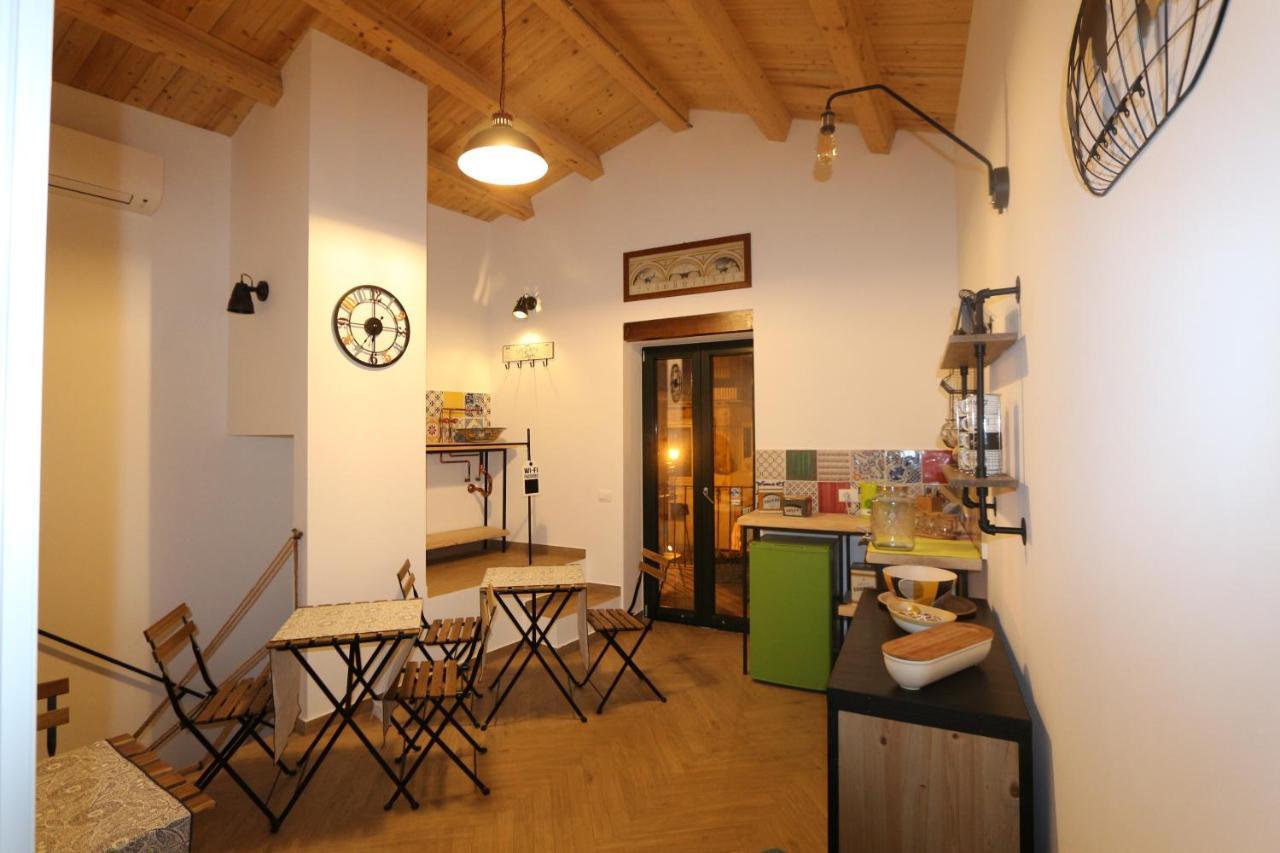 Torre'S Camere & Caffe Монреале Экстерьер фото